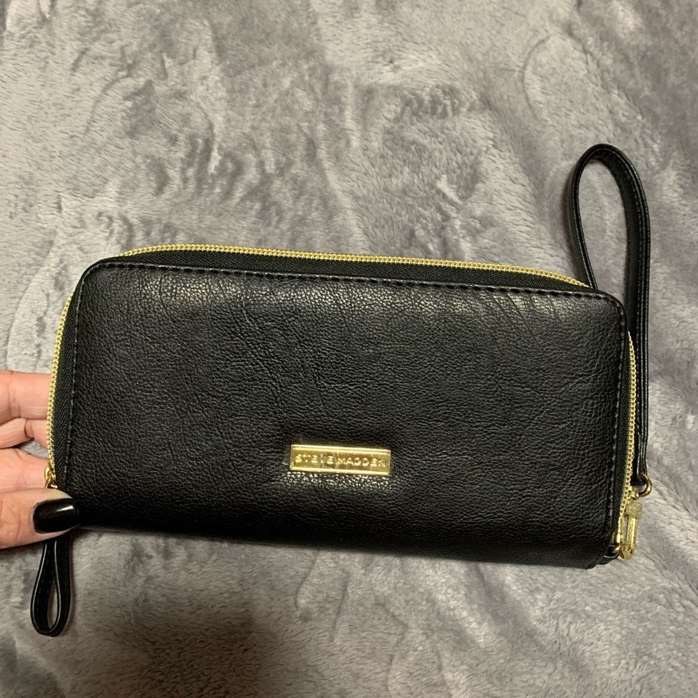 Steve Madden Wallet 🖤